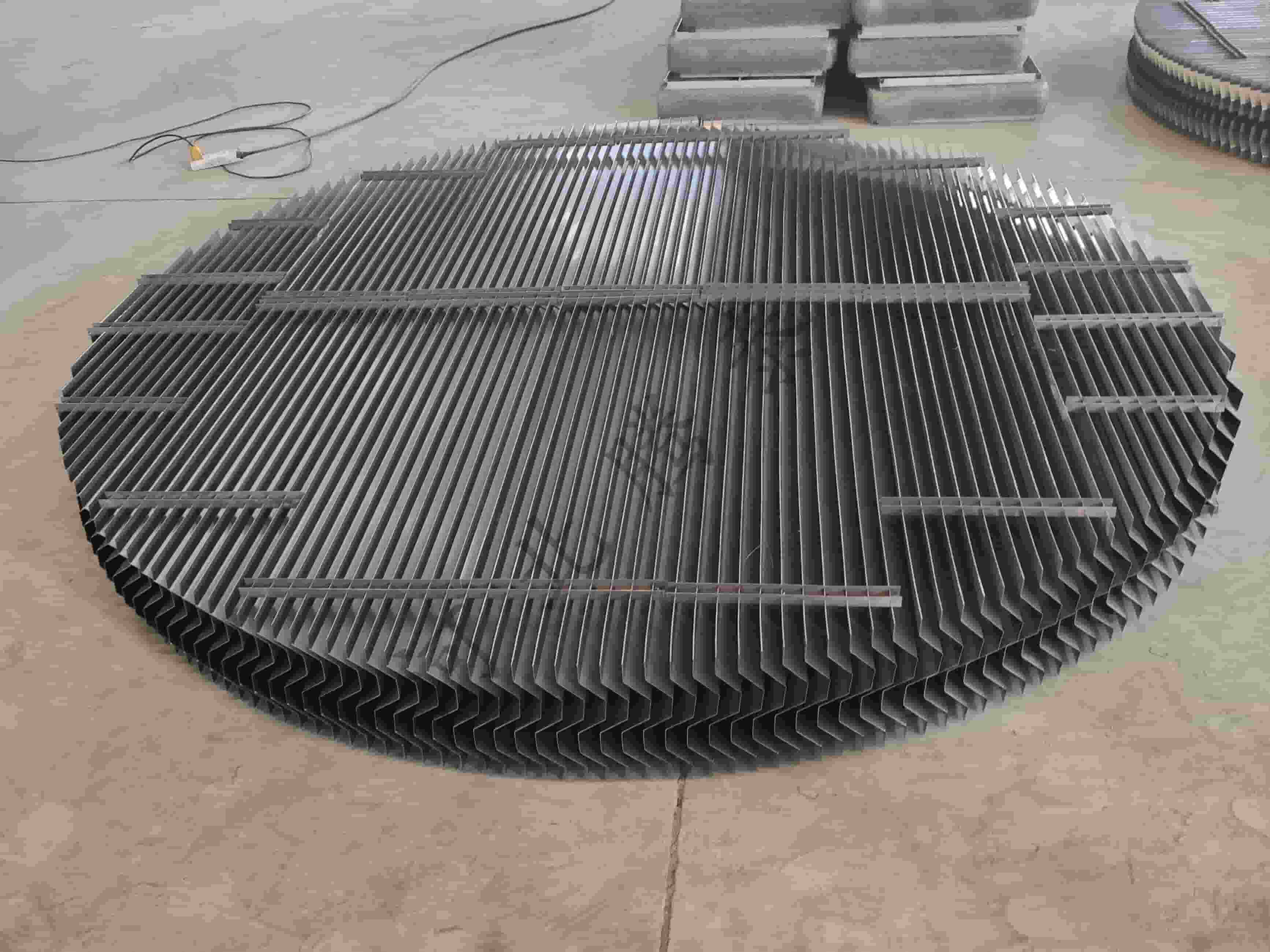 不锈钢折流板除雾器-S型 - 河北腾泰化工填料设备有限公司图片1